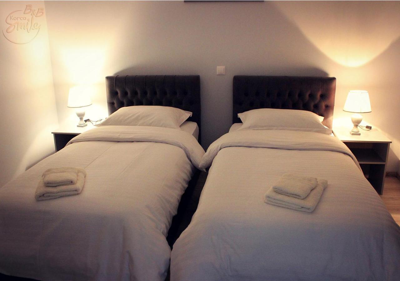Korcasmilehotel Zewnętrze zdjęcie