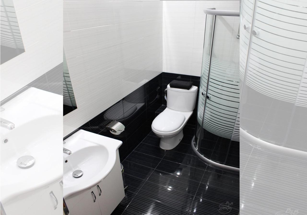 Korcasmilehotel Zewnętrze zdjęcie