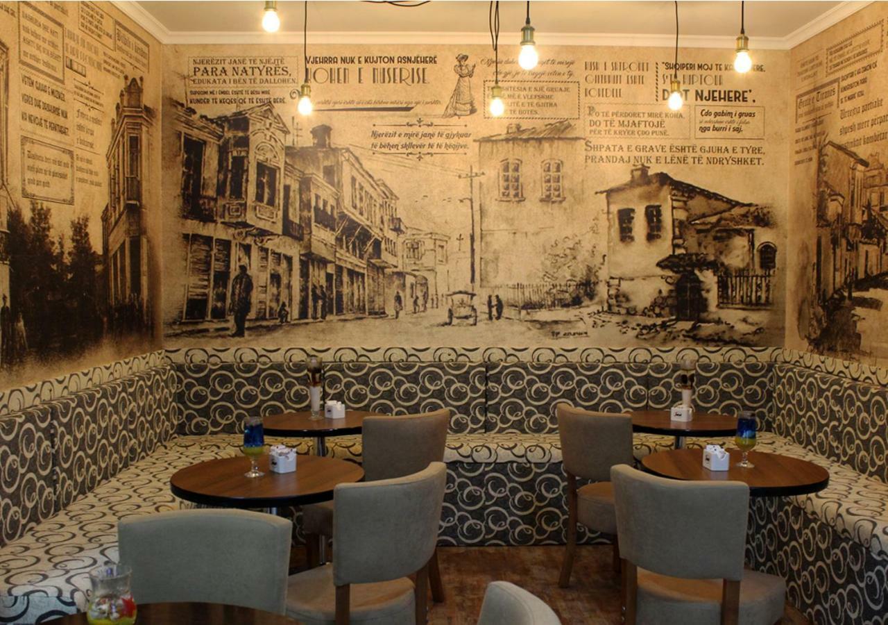 Korcasmilehotel Zewnętrze zdjęcie